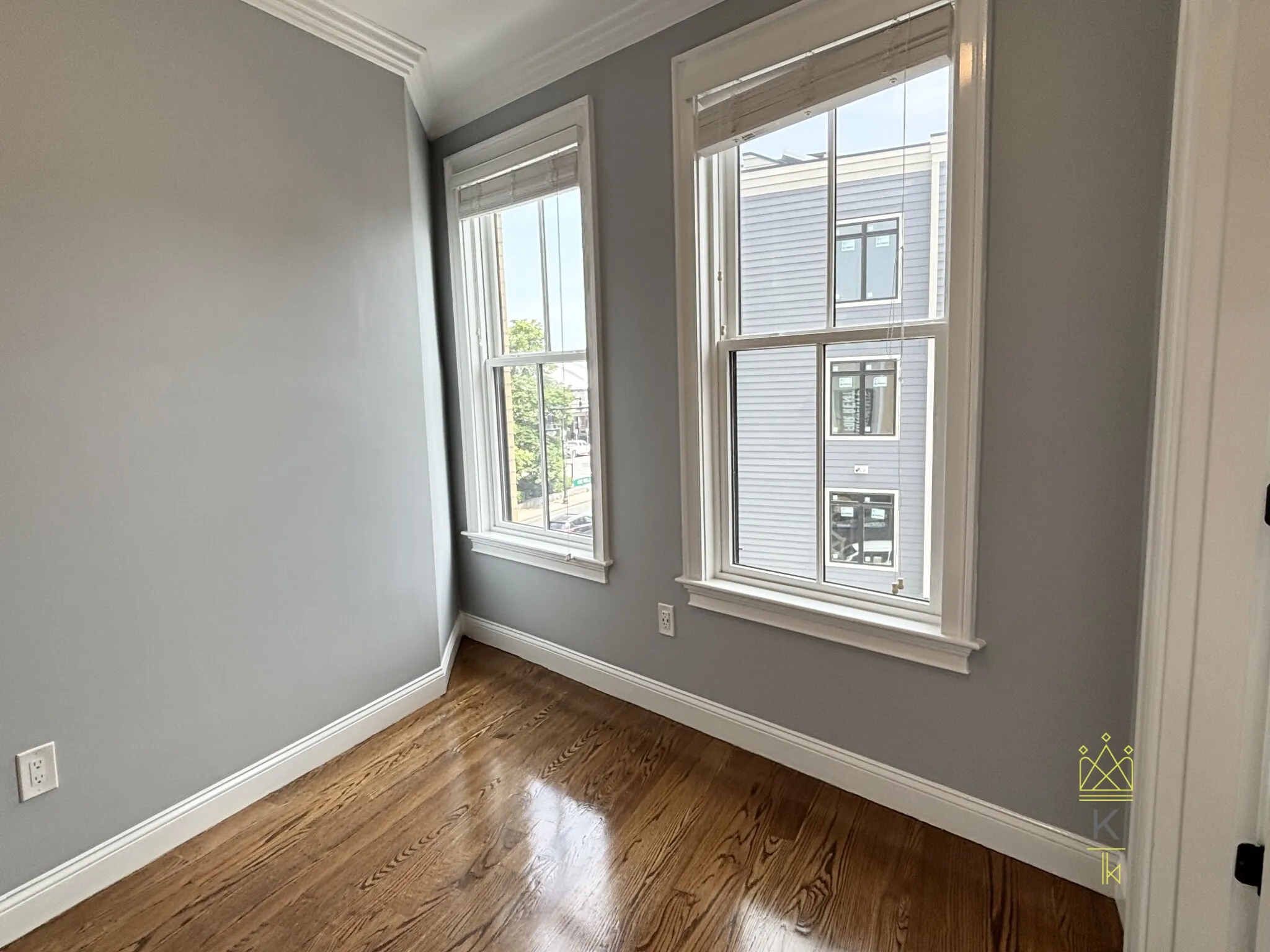 38-42 Hyde Park Ave, Jamaica Plain