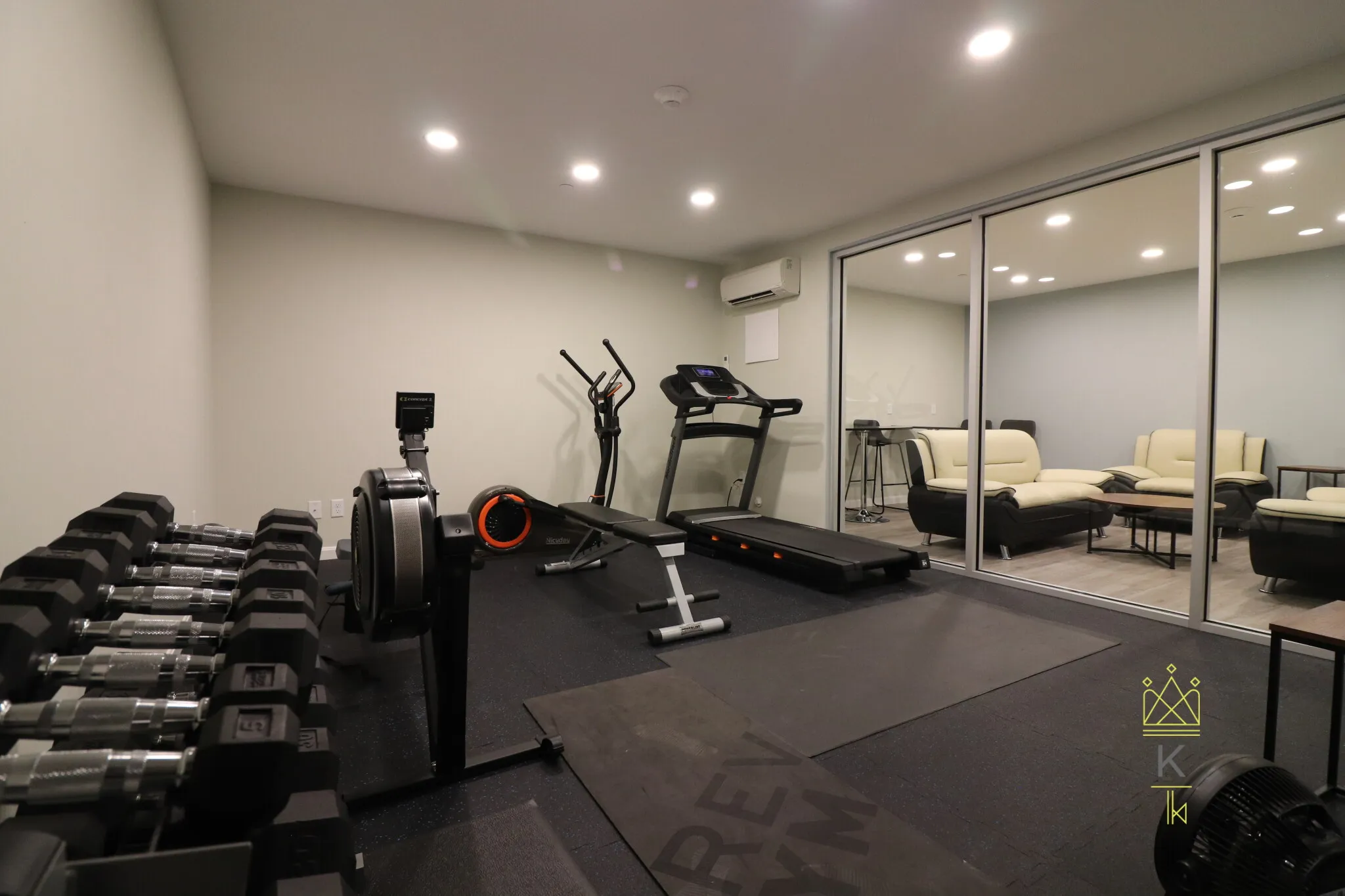 458 Washington St, Brighton