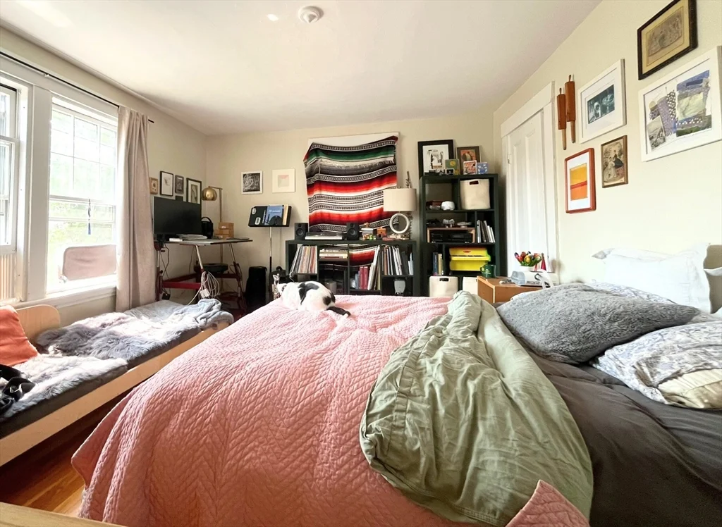 269 Lamartine St, Jamaica Plain