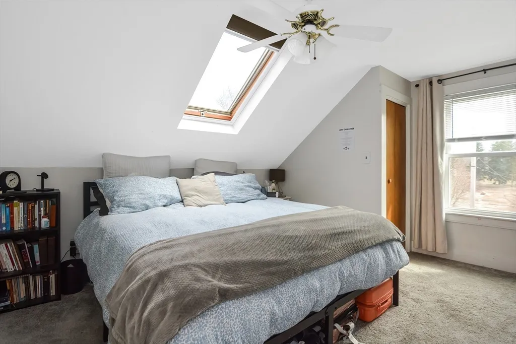 21 Cemetery St, Hopedale