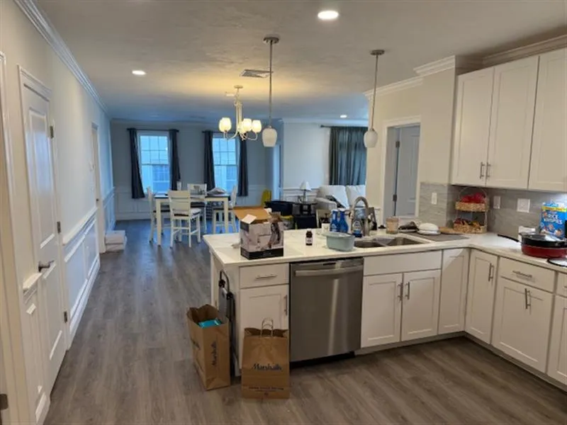 320 Middlesex Ave, Medford