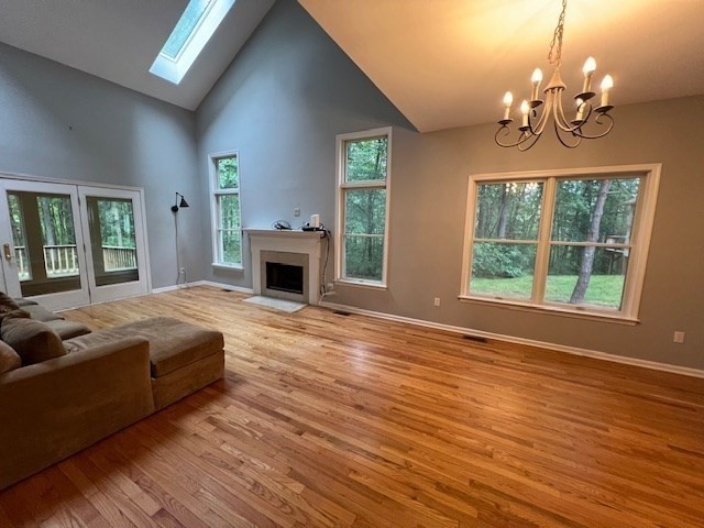 8 Stonegate Ln, Bedford