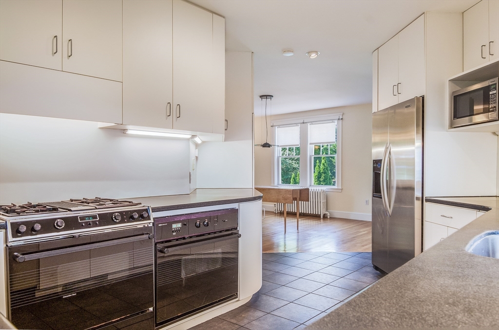 29 Devereaux, Arlington