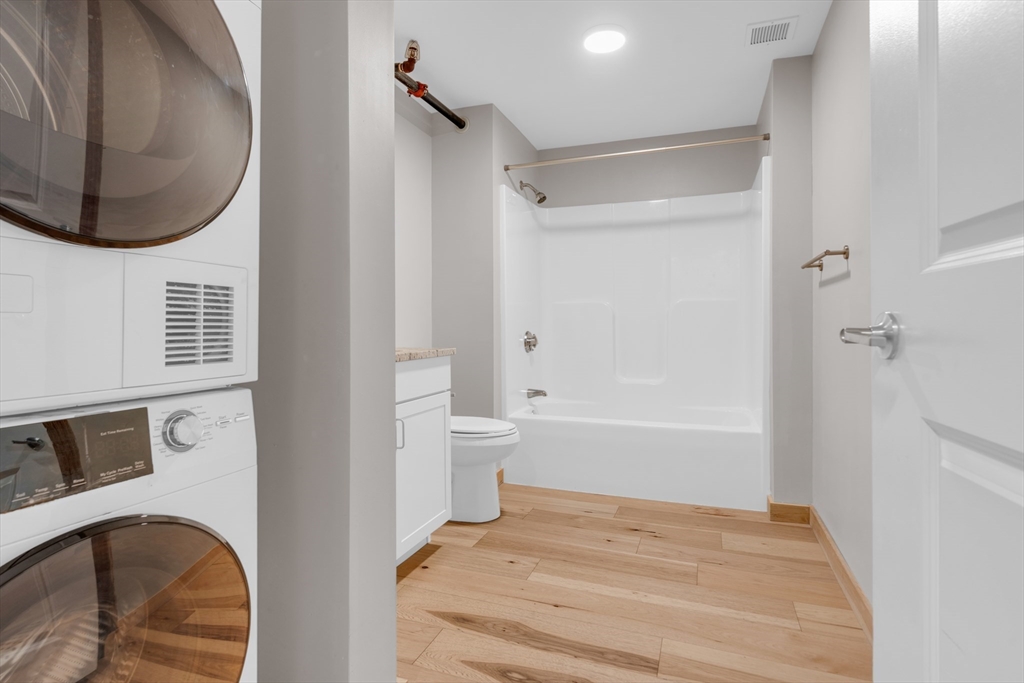 58 13th St, Charlestown