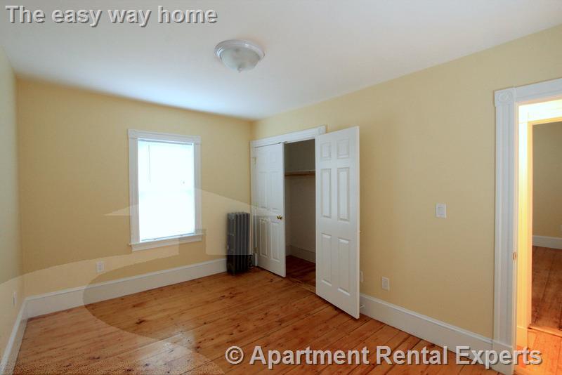 6 White St Pl, Porter Square