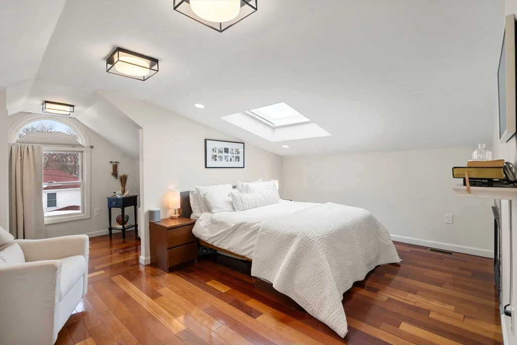 7 Quincy St, Watertown