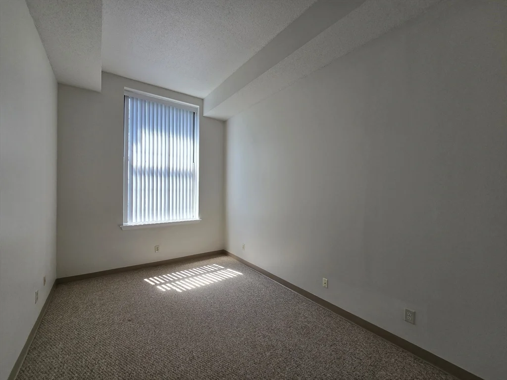 130 Beach St, Quincy