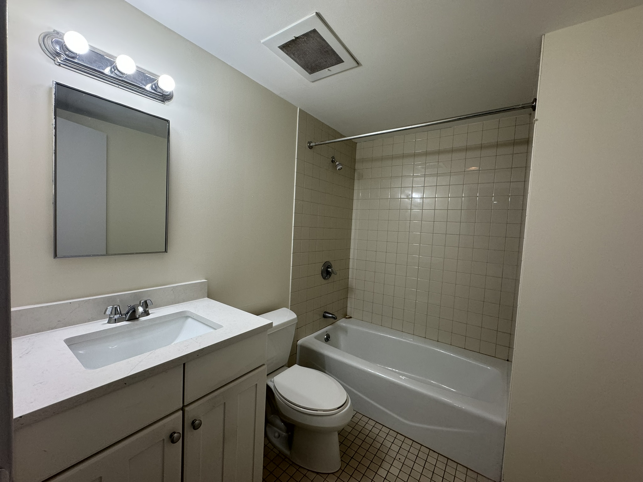 40 Boylston St, Downtown