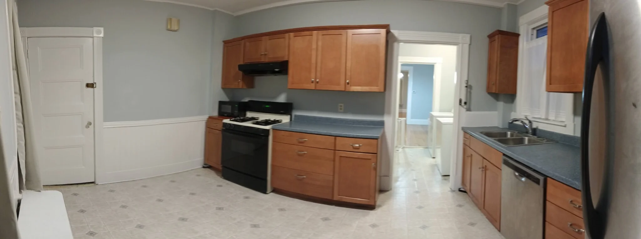 52 Crescent Ave, Malden