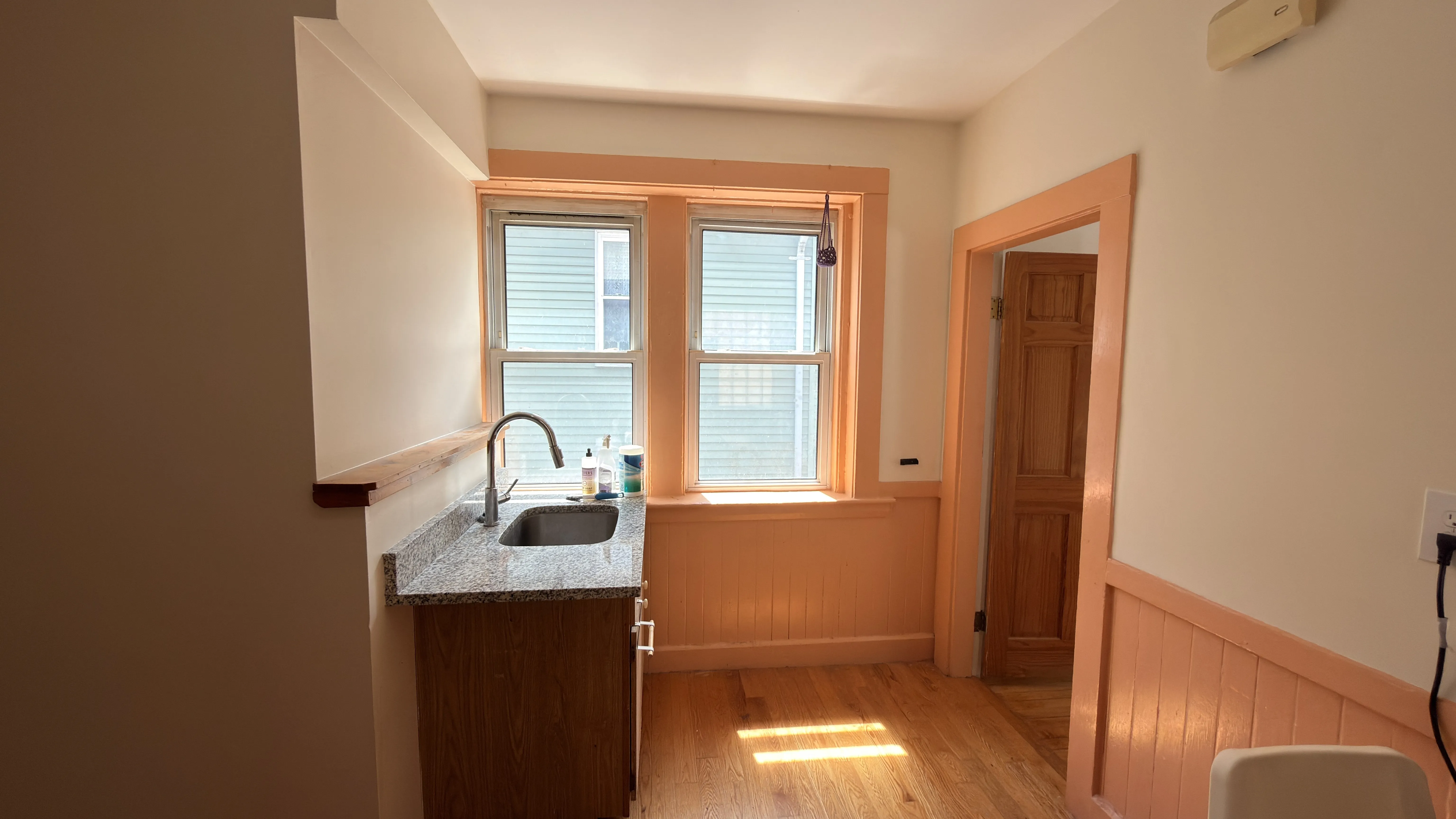 391 Langley Rd, Thompsonville