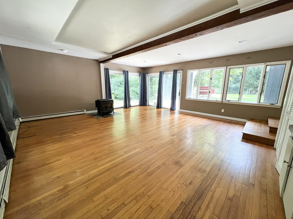 405 Cherry St, Bridgewater