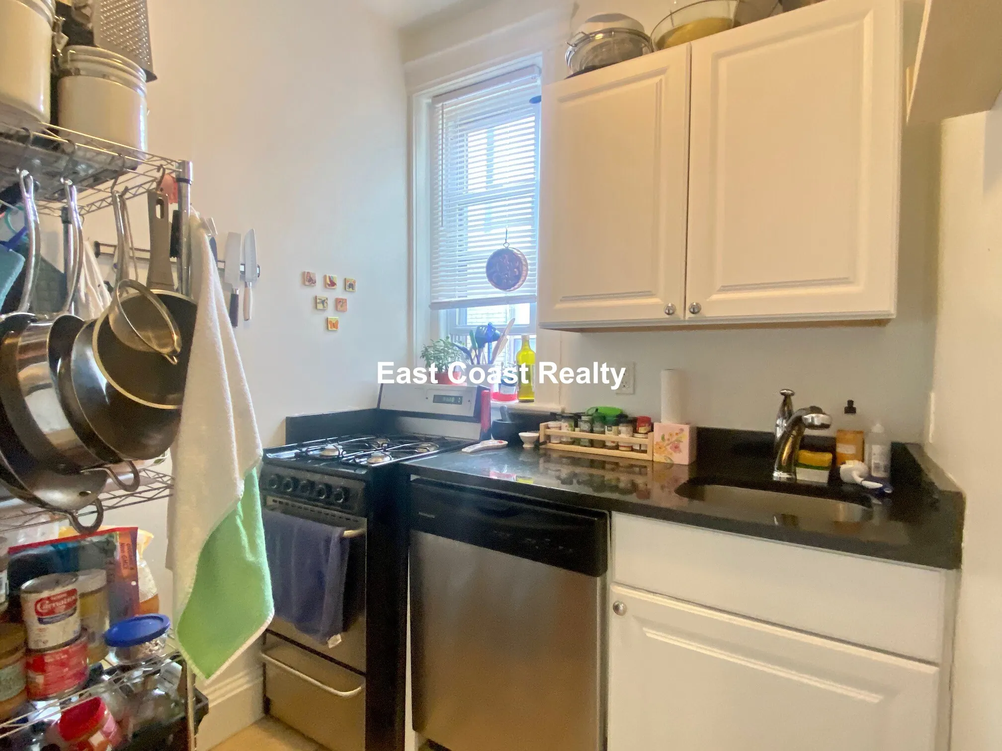 82 Brainerd Rd, Allston