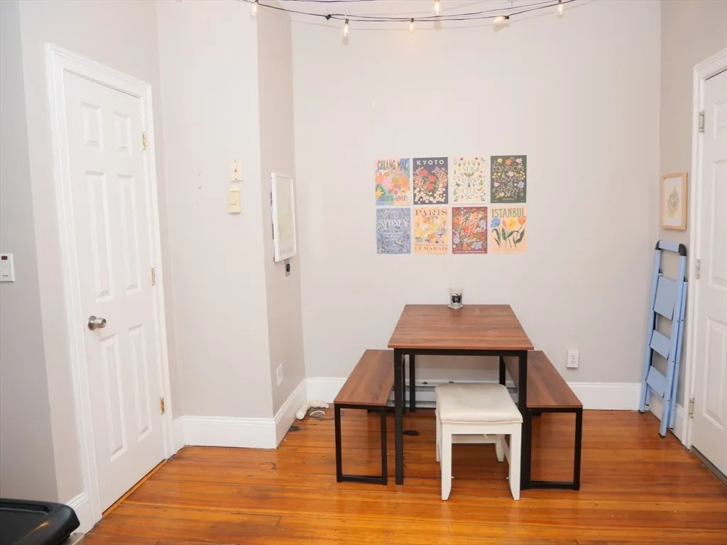 14 Chestnut Hill Ave, Brighton