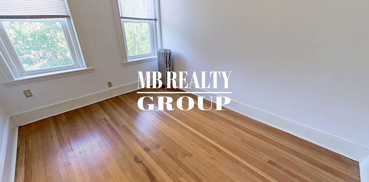 1 split bed, 1 bath apartment for rent at 11 Tetlow St Unit 17, Fenway — photo 5 of 8