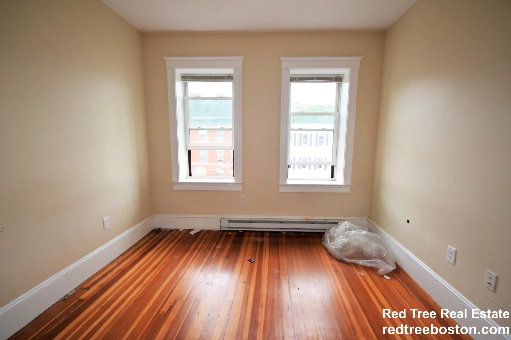 887 Huntington Ave, Mission Hill