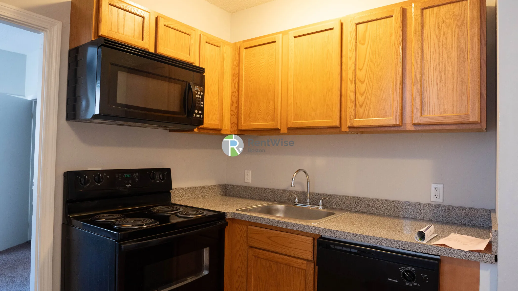 1132 Commonwealth Ave, North Brookline