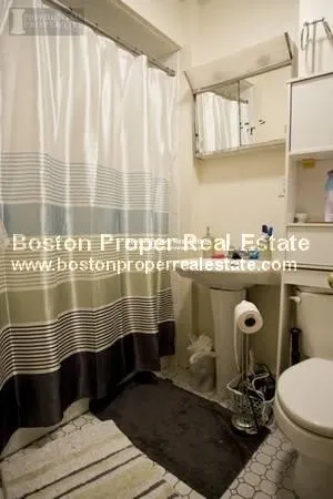 48 Garden St, Beacon Hill