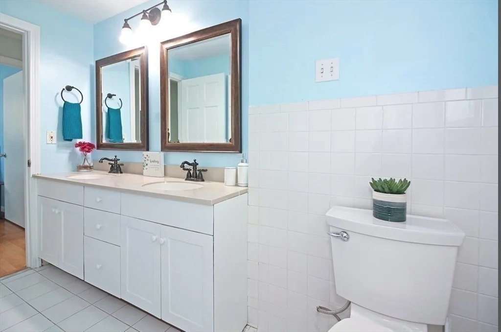 88 Saint Mary St, Needham