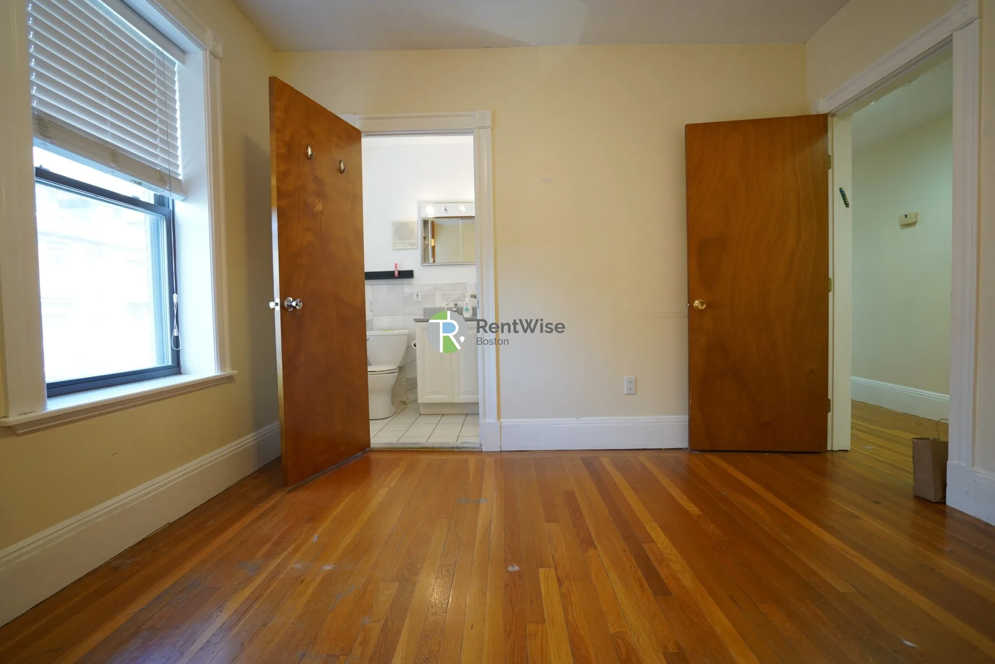 12 Dean Rd, Brookline
