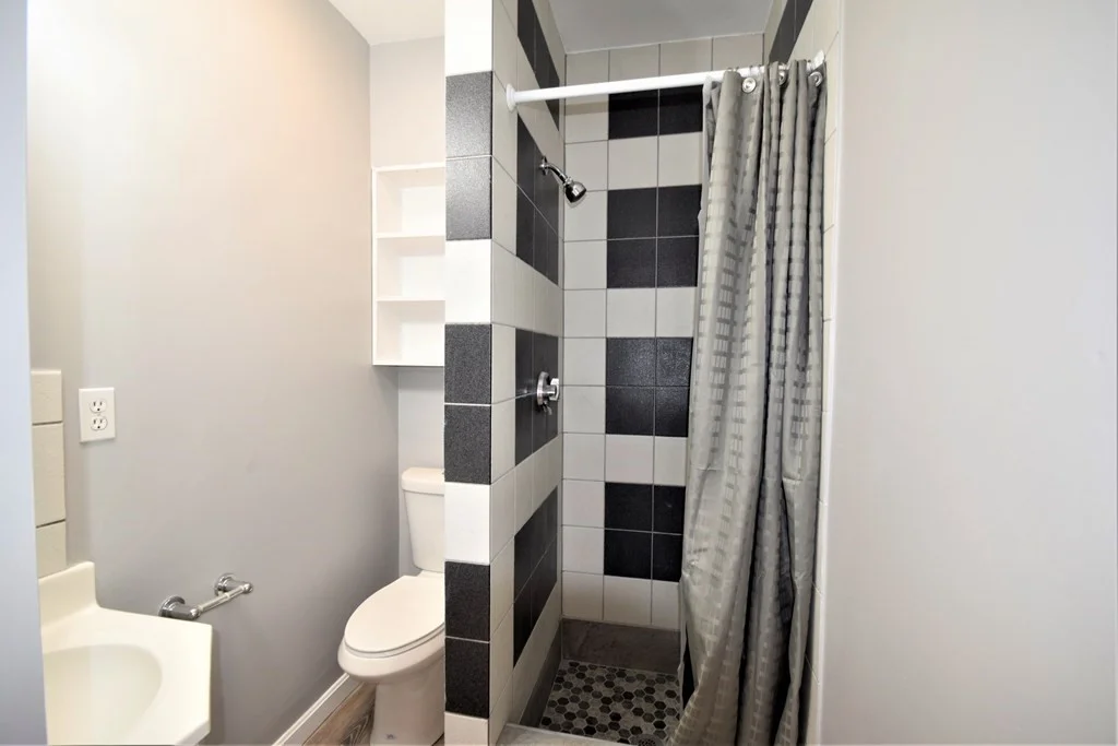 83 Glenville Ave, Allston