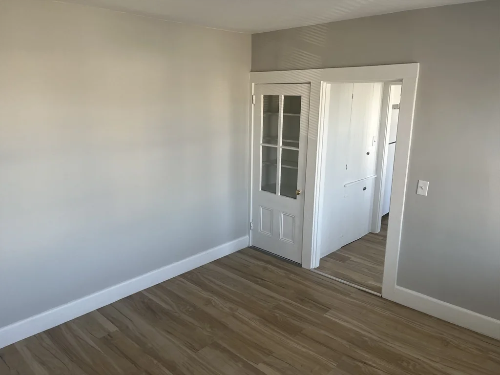 159 E Central, Franklin