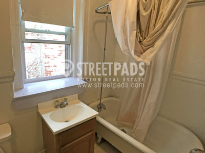 7 Mount Hood Rd, Brighton