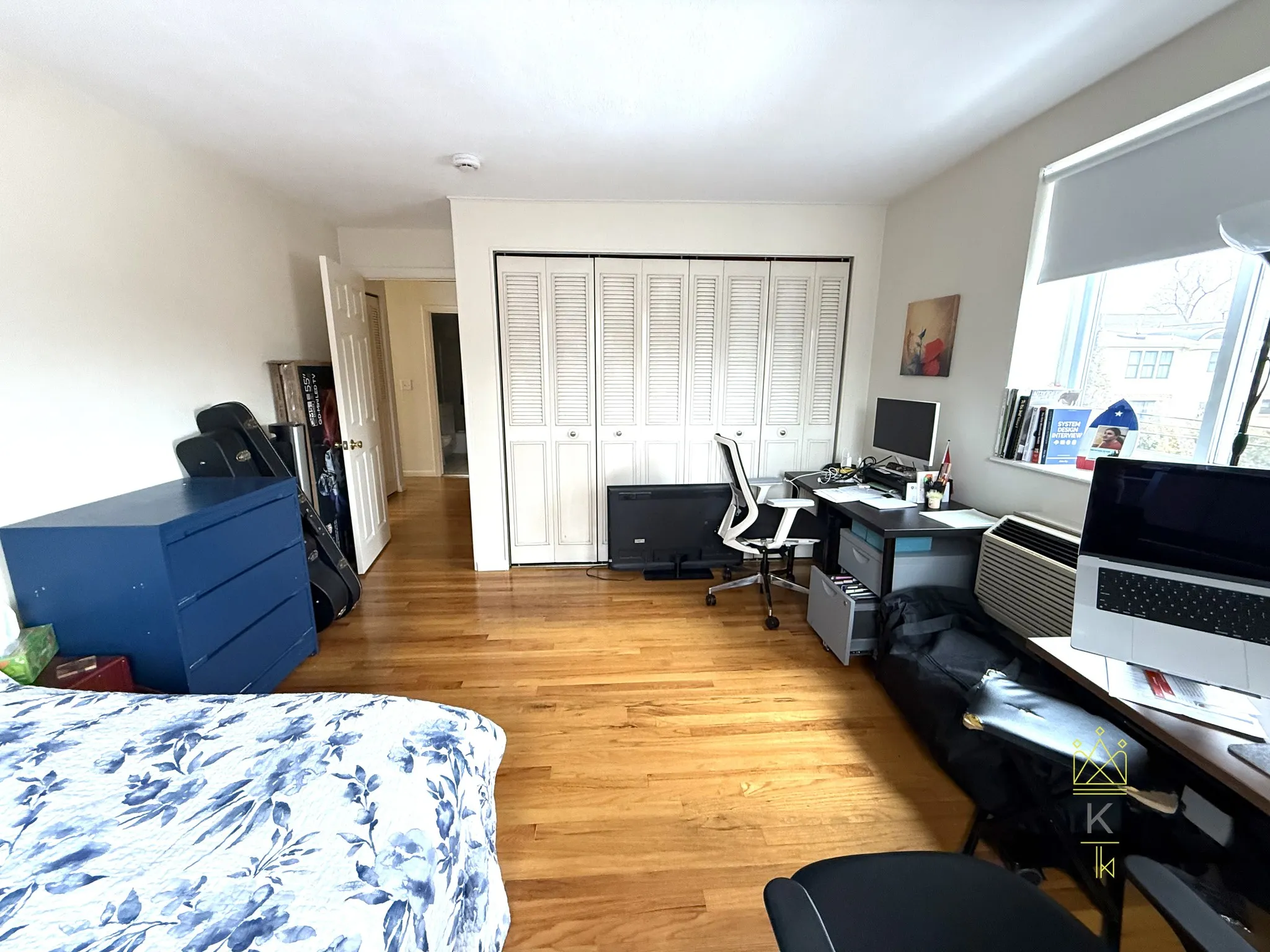 81 Green St, North Brookline