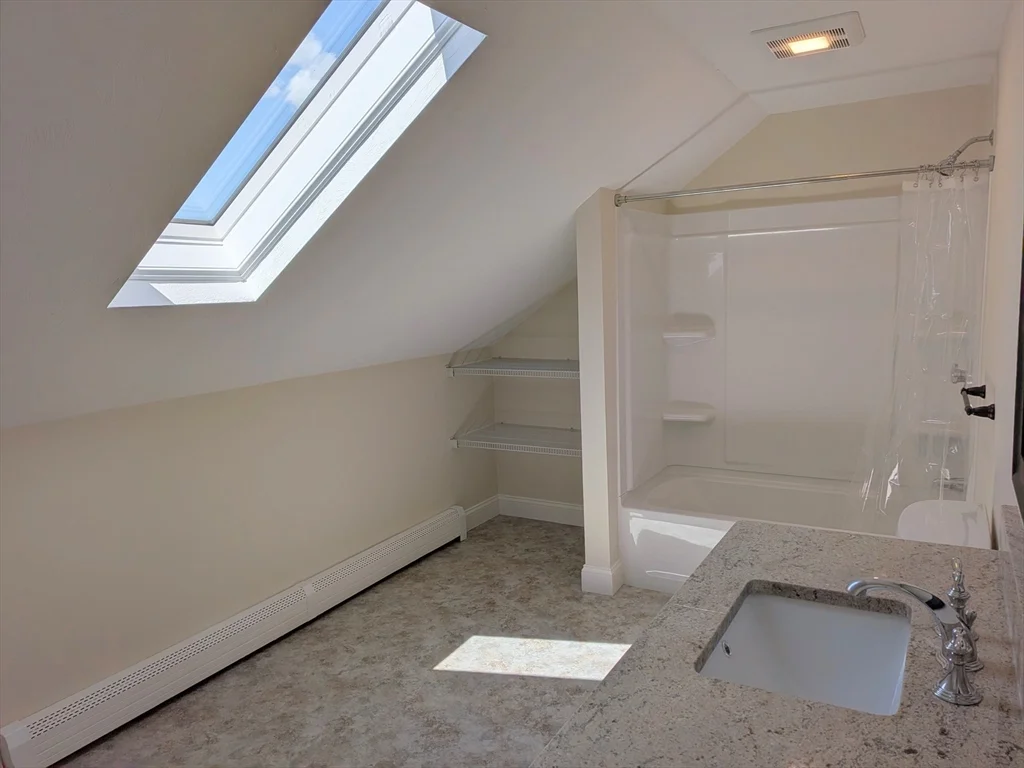 146 Pine St, Attleboro