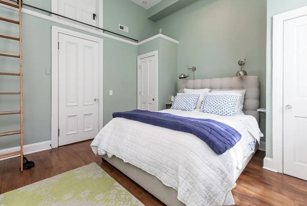 78 W Concord St, South End