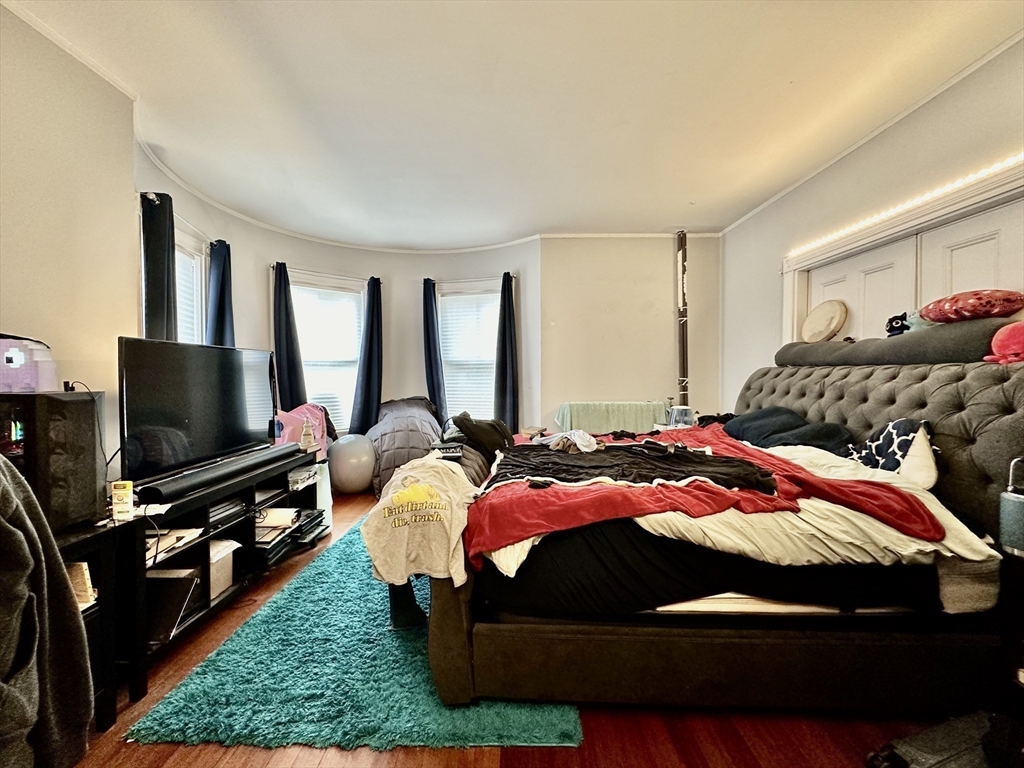 65 Gardner St, Allston