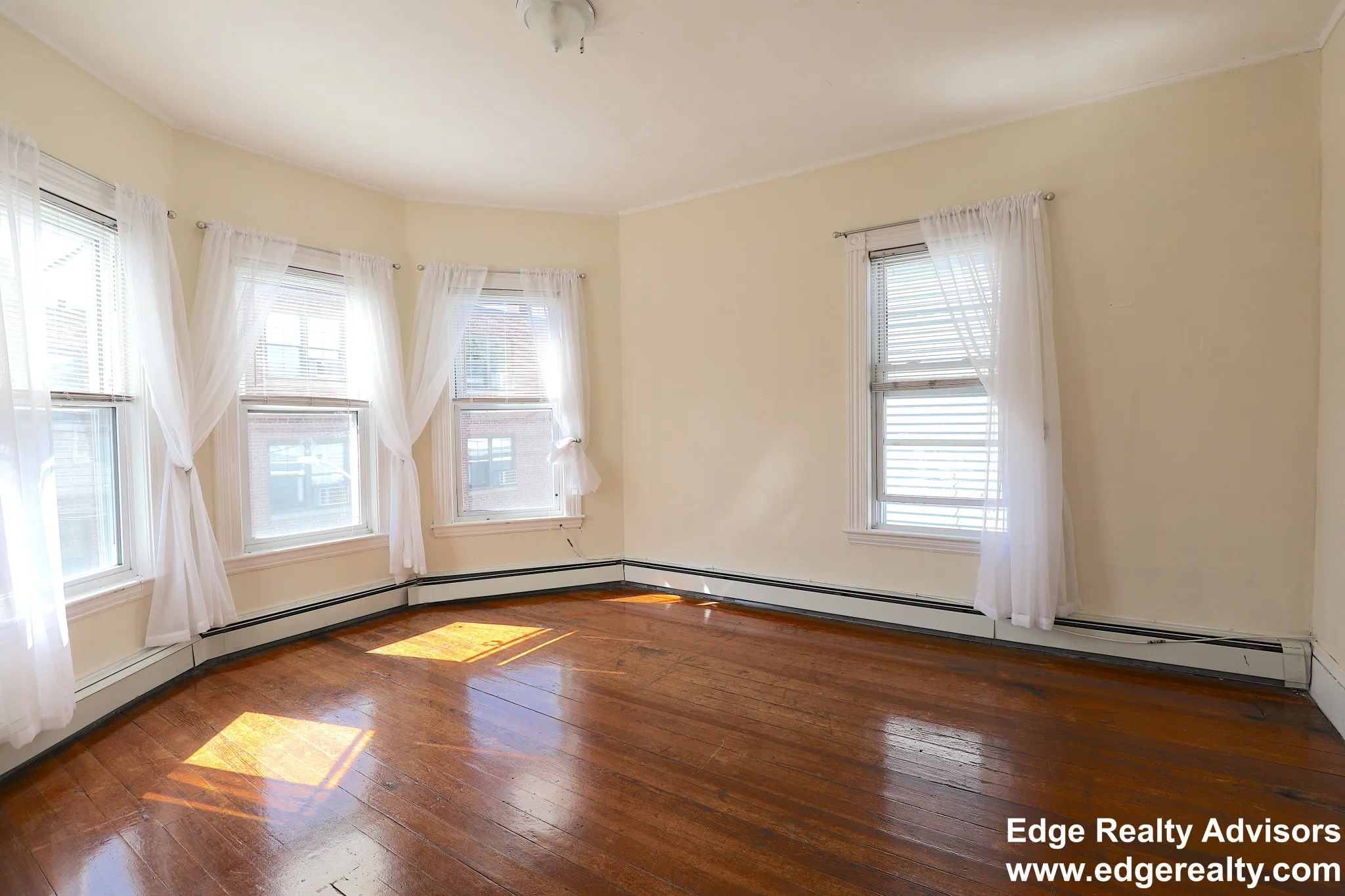 1 Washburn Ter, Harvard Avenue