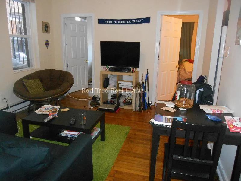 896 Huntington Ave, Mission Hill