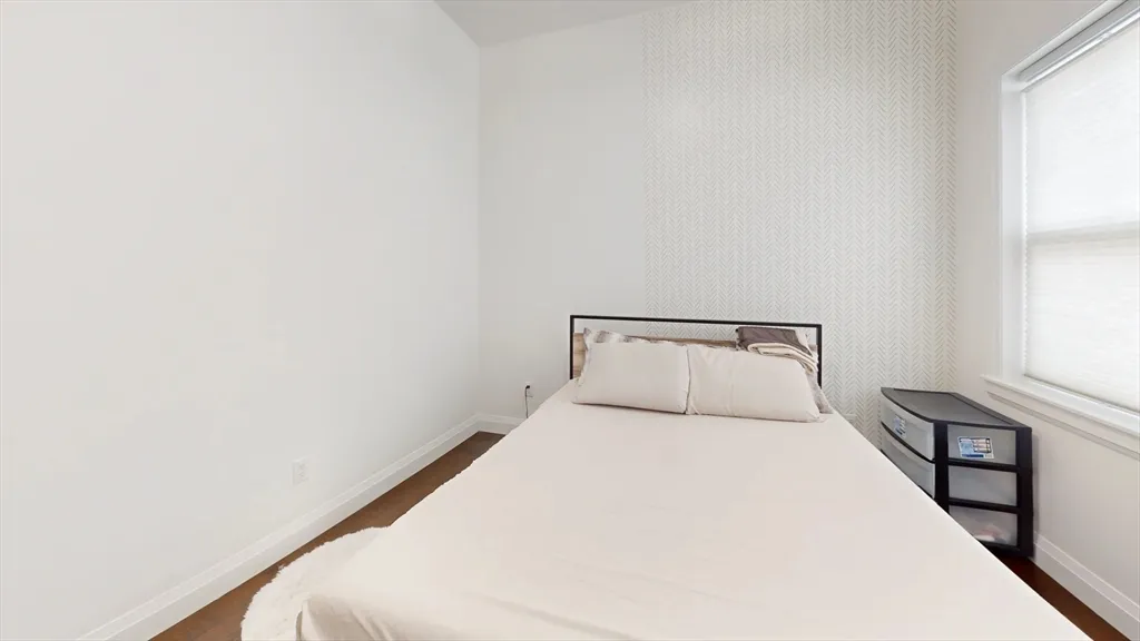 118 Barnes Ave, East Boston