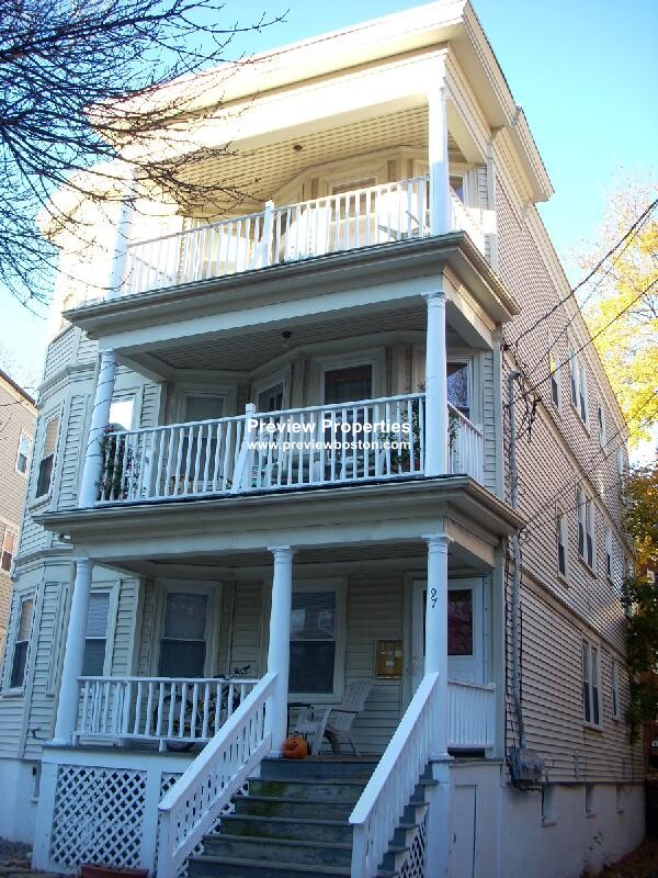 97 Kilsyth Rd, Brighton