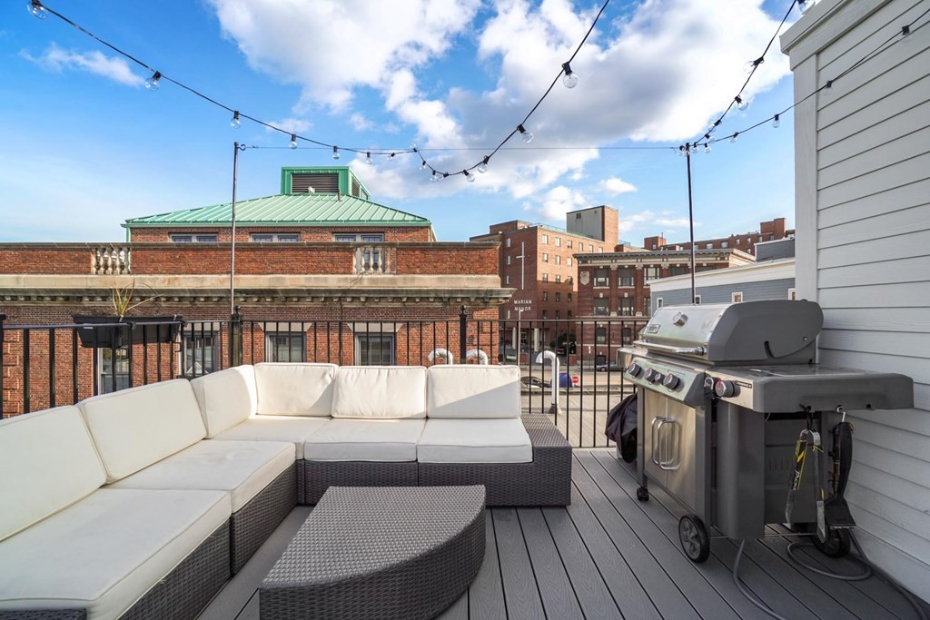 280 Gold St, South Boston