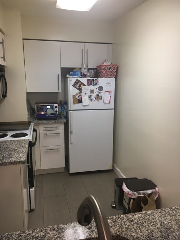 59 Brainerd Rd, Brighton