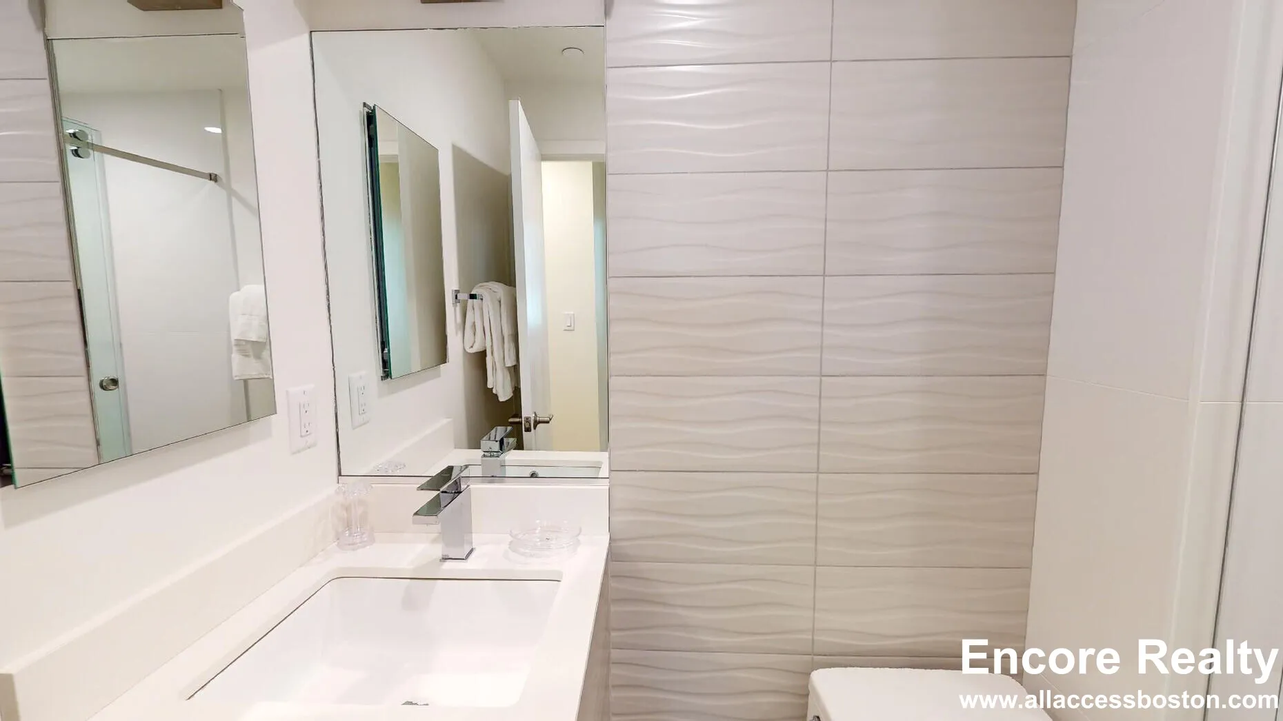 1079 Commonwealth Ave, Allston