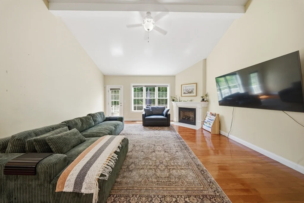 2 Williamsburg Way, Medway