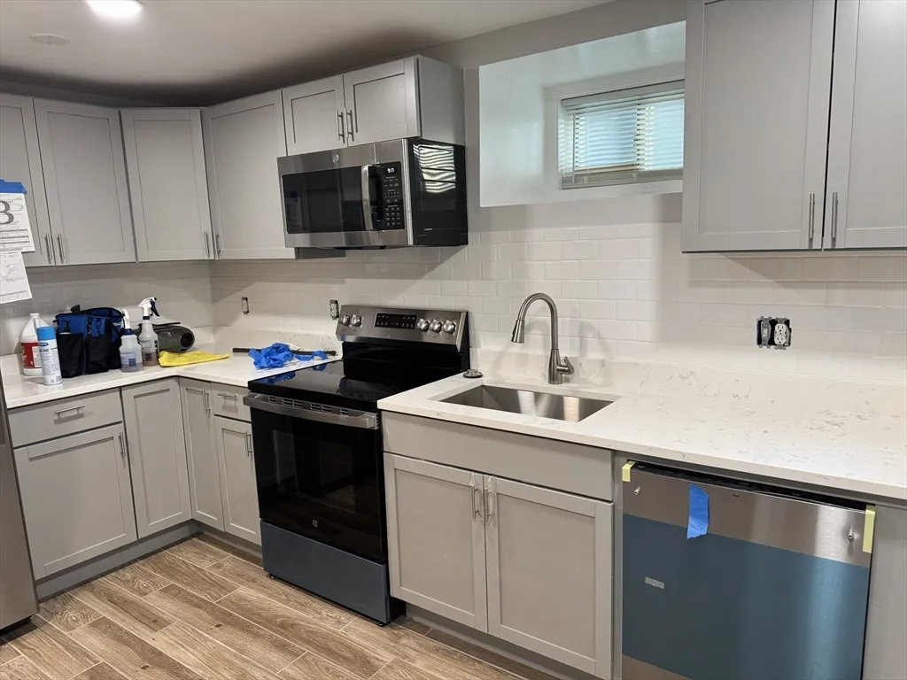 24 W Tremlett, Dorchester