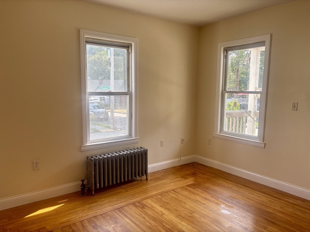 8 Stearns St, Worcester