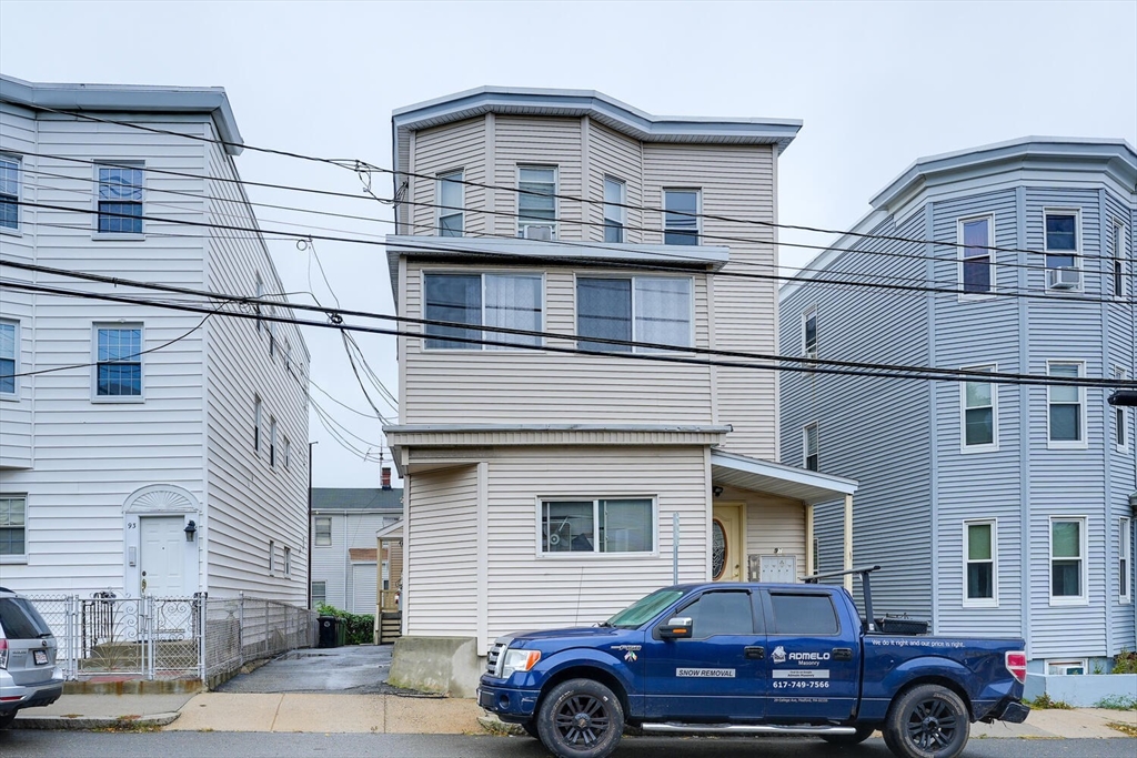 91 Arlington St, Watertown