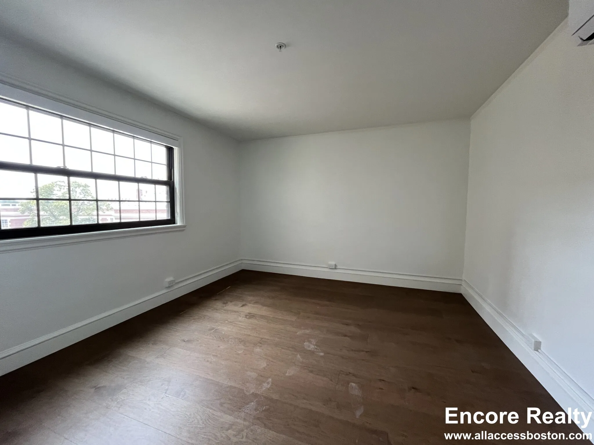 1200 Massachusetts Ave, Riverside