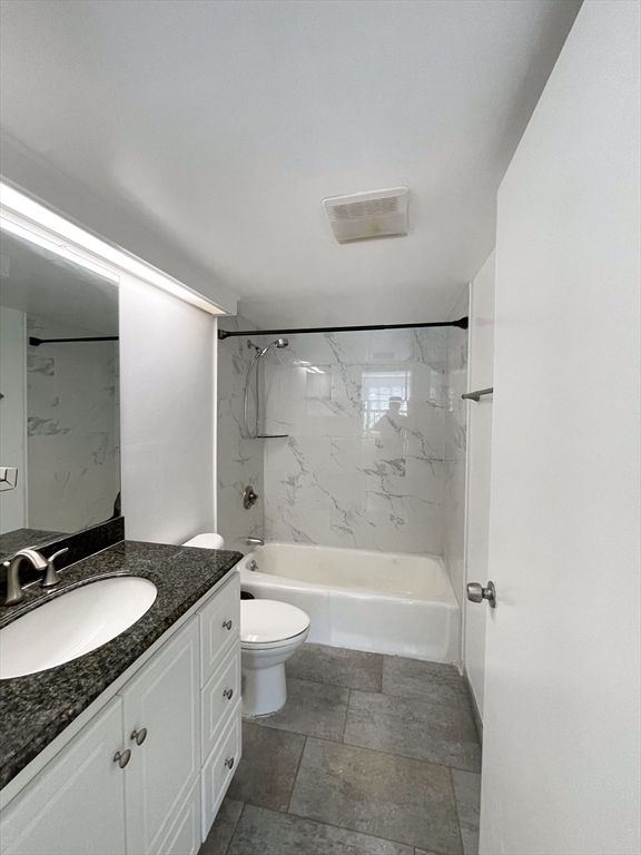 85 Brainerd Rd, Brighton