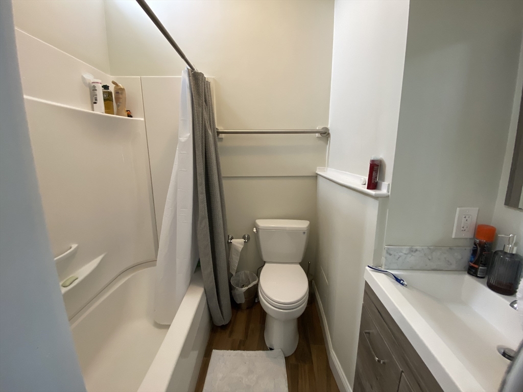 9 Mount Vernon St, Winchester