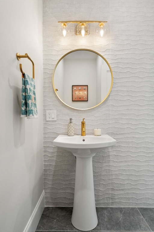 3 bed, 2.5 bath apartment for rent at 14 Norumbega St Unit 14, Strawberry Hill — photo 19 of 19