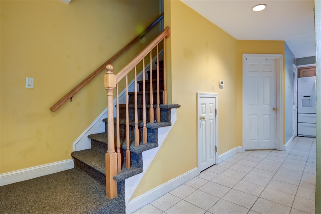 3 bed, 2 bath apartment for rent at 31 Westford St Unit 31, Quincy — photo 5 of 19