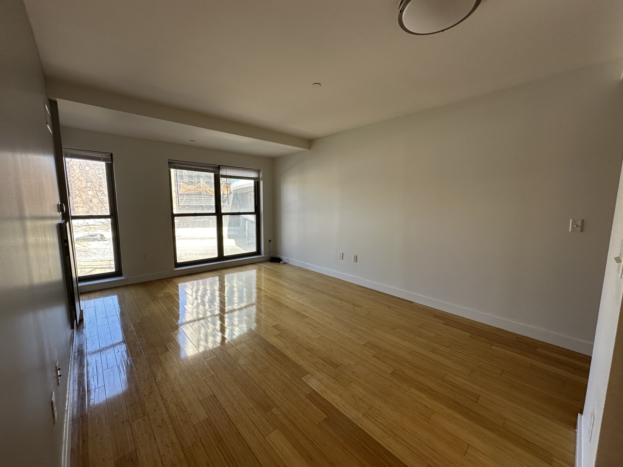 1085 Boylston St, Fenway