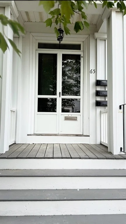 65 Chestnut St, New Bedford