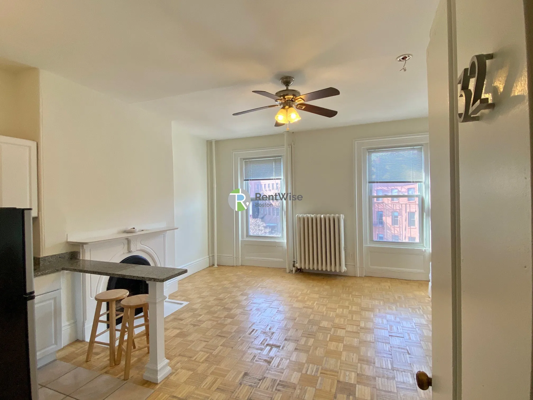 90 Charles St, Beacon Hill