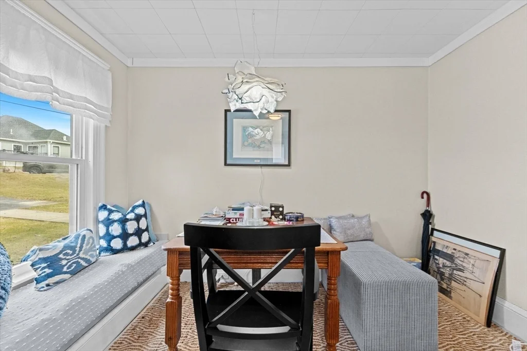 6 Davis Way, Worcester